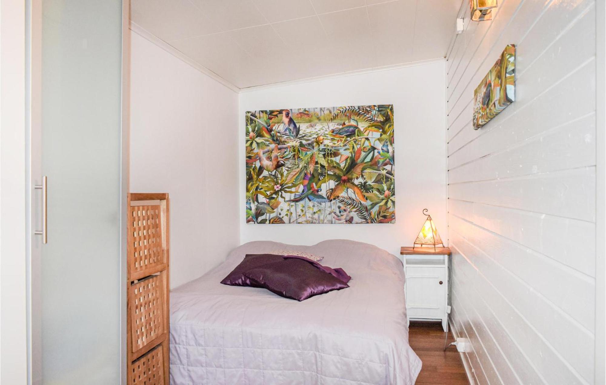 1 Bedroom Amazing Home In Hoellviken Exterior photo
